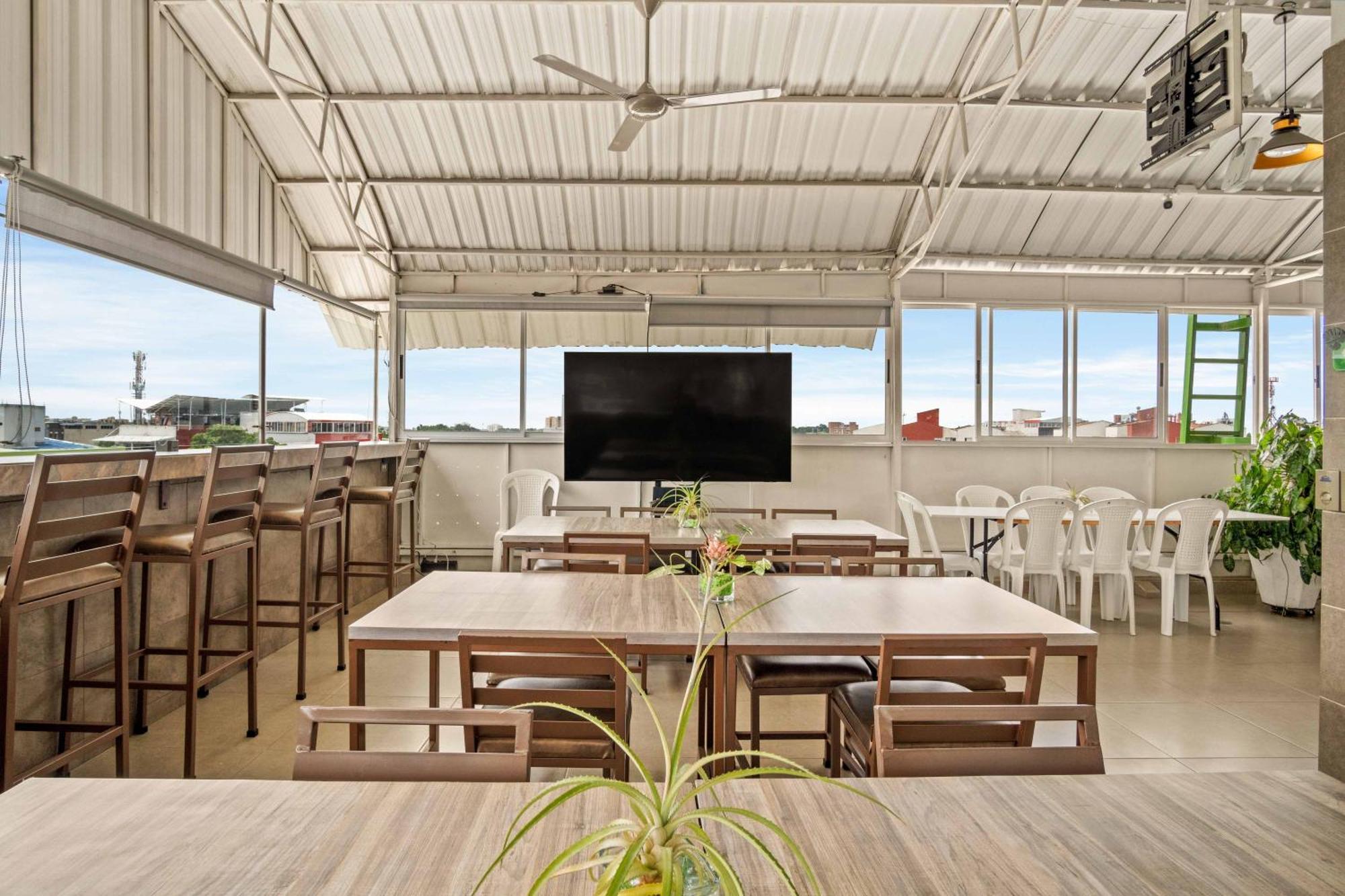 Hotel Eco Suite Cali Eksteriør bilde